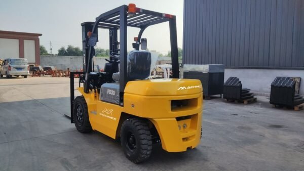 MX K Series Forklift under operation