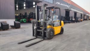 MX K-Series Forklift is under operation 